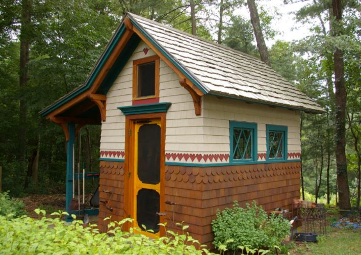 alpine style garden shed ideas with contrast paintwork