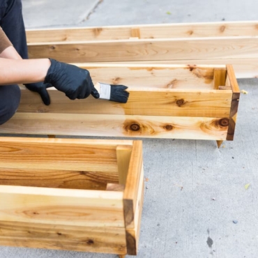 how to build a cedar planter box