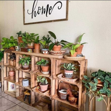 Crate planter box