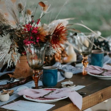 accessorise it up autumn garden party ideas