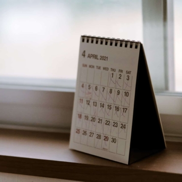 when to plant seeds for a flowering spring garden