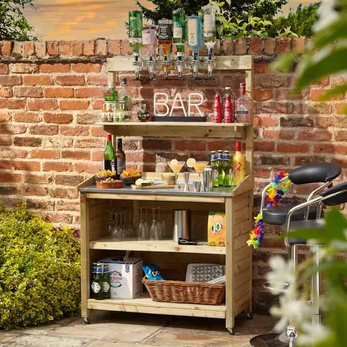 luxury garden mini bar